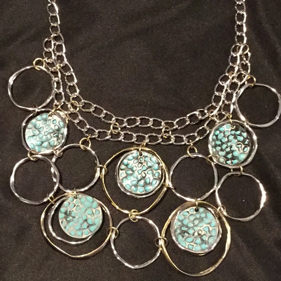 Silvertone Necklace With Blue Design - Picture 2 of 4